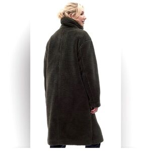 GAP Sherpa Teddy Long Coat | Black